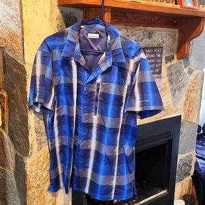 Men's Columbia short sleeve shirt Large
